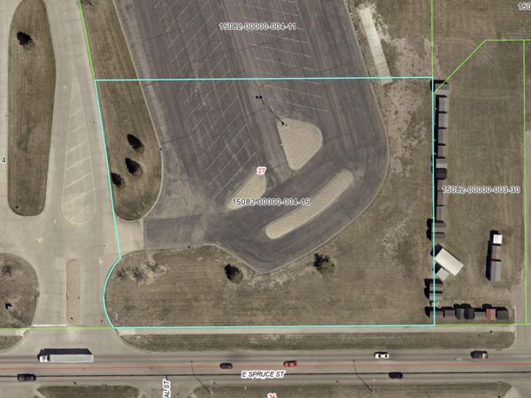 TBD S Spruce St, Mitchell, SD 57301
