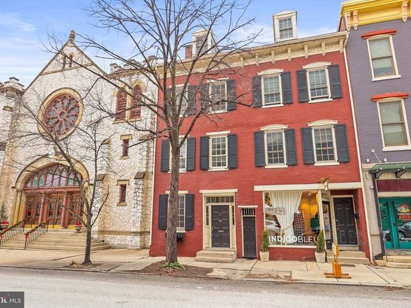 41 W PHILADELPHIA STREET, YORK, PA 17401