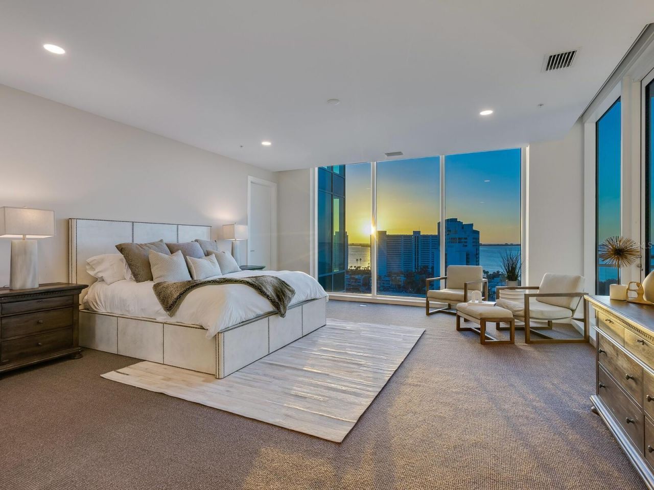 540 N Tamiami Trail, Unit 1201, Sarasota, FL 34236 Photo