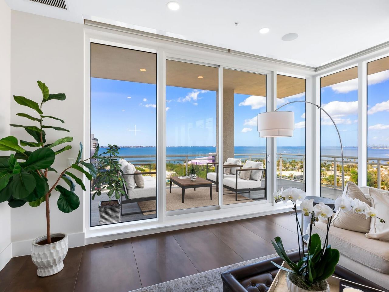 540 N Tamiami Trail, Unit 1201, Sarasota, FL 34236 Photo