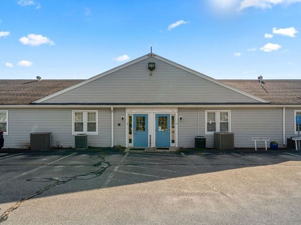 4 Barlows Landing Rd, Unit 15 & 16, Bourne, MA 02559