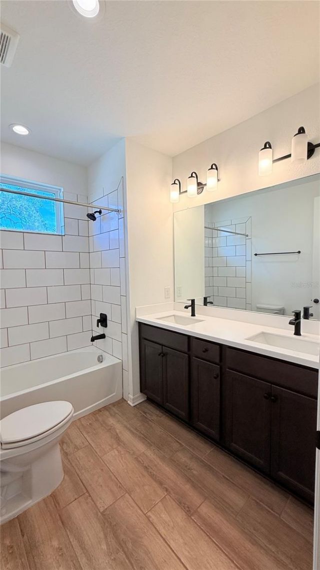 4623 Reisswood Loop, Palmetto, FL 34221 Photo