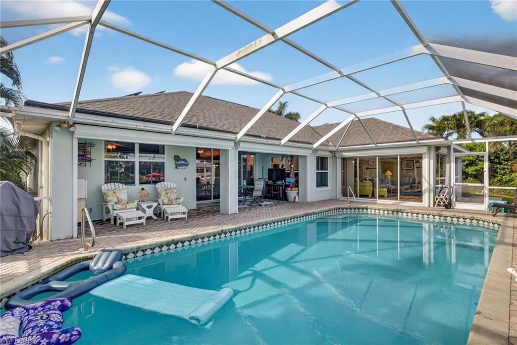 2505 SW 53rd Ter, Cape Coral, FL 33914 Photo