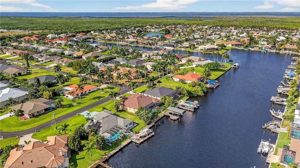 2505 SW 53rd Ter, Cape Coral, FL 33914 Photo