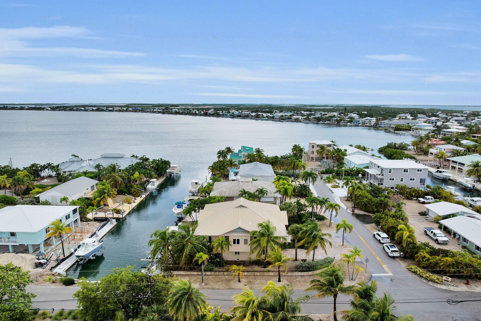 860 Lagoon Drive, Summerland Key, FL 33042 Photo