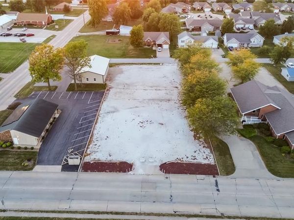 1120 S Liberty Street, Jerseyville, IL 62052