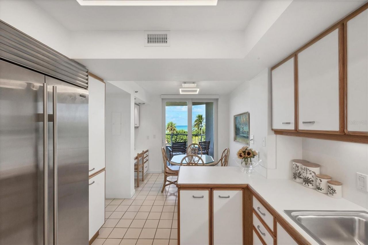 775 Longboat Club Road, Unit 203, Longboat Key, FL 34228 Photo
