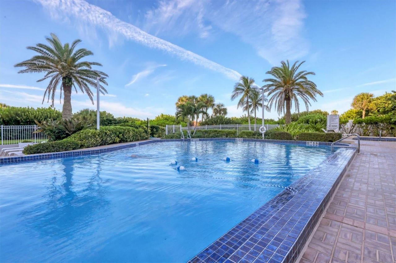 775 Longboat Club Road, Unit 203, Longboat Key, FL 34228 Photo