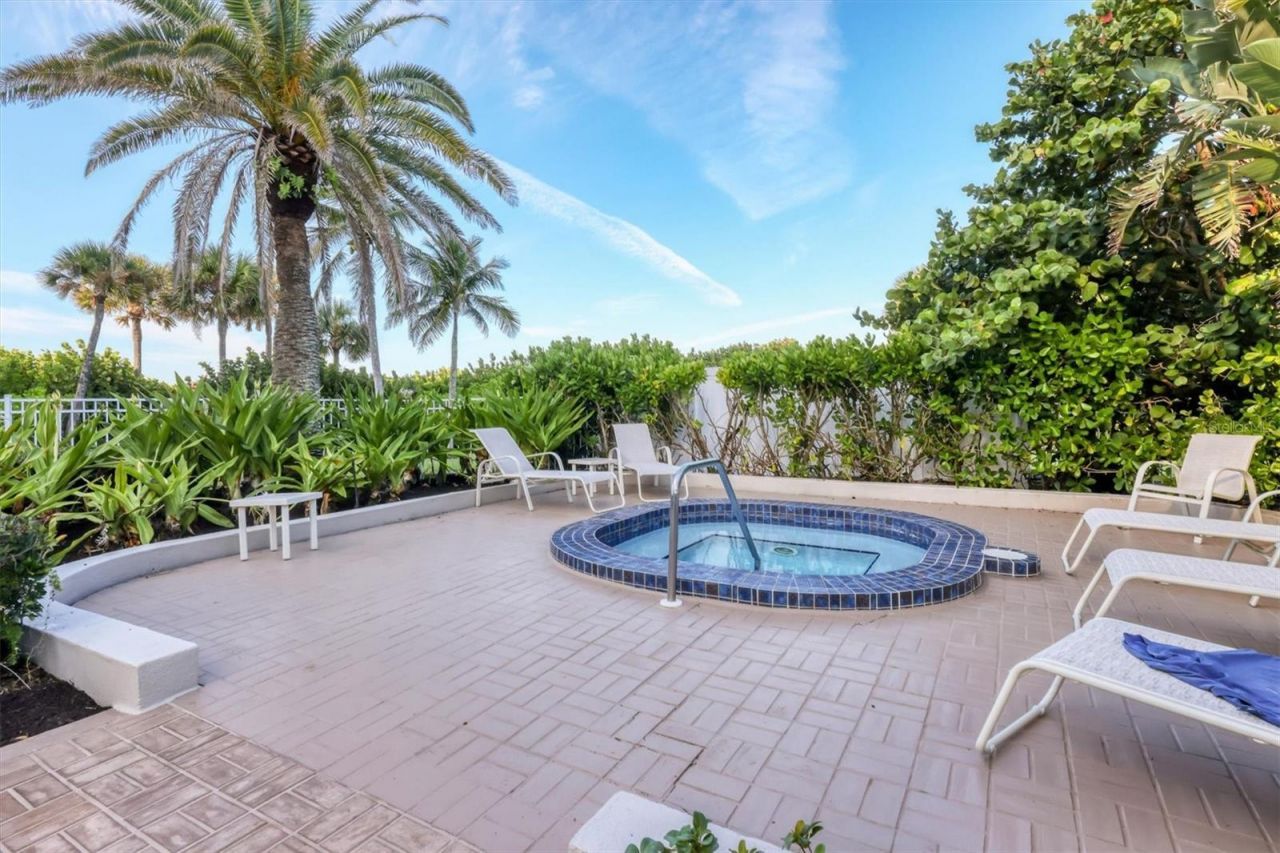 775 Longboat Club Road, Unit 203, Longboat Key, FL 34228 Photo