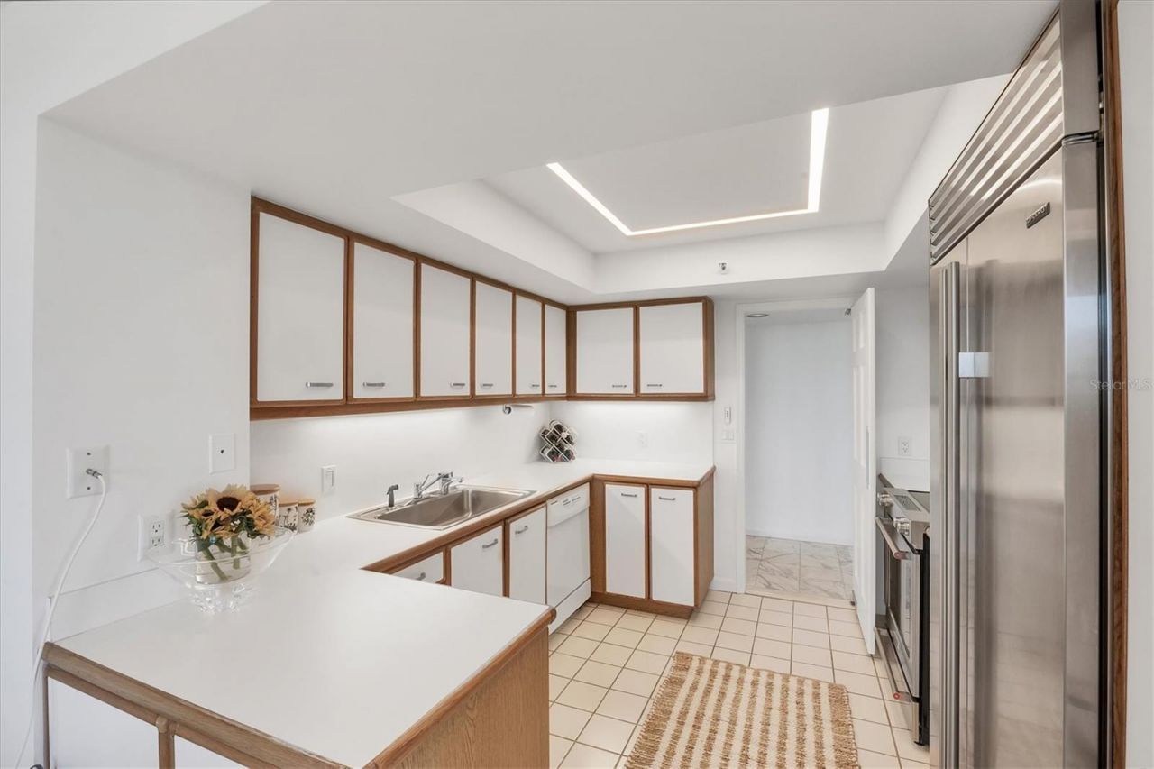 775 Longboat Club Road, Unit 203, Longboat Key, FL 34228 Photo