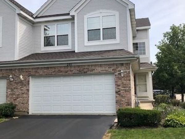 281 Bay Drive, Itasca, IL 60143