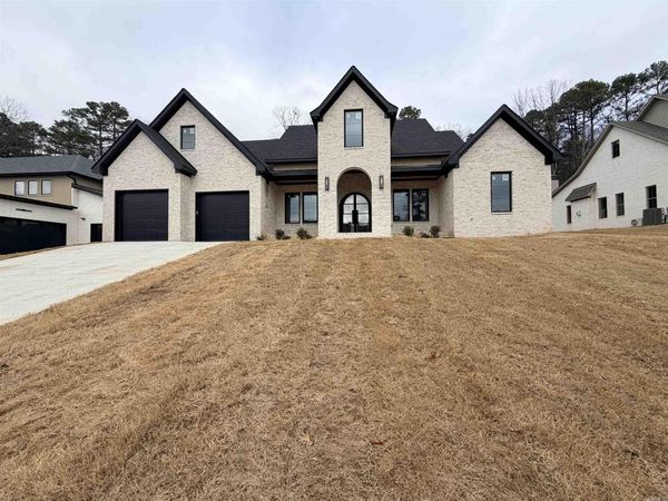 112 Bear Den Court, Little Rock, AR 72223