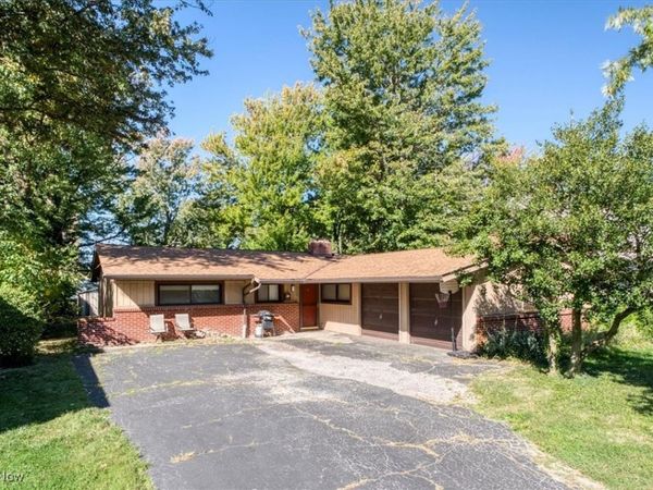 110 E 252nd Street, Euclid, OH 44132