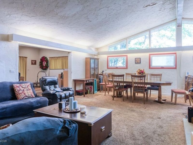 110 E 252nd Street, Euclid, OH 44132 Photo 7
