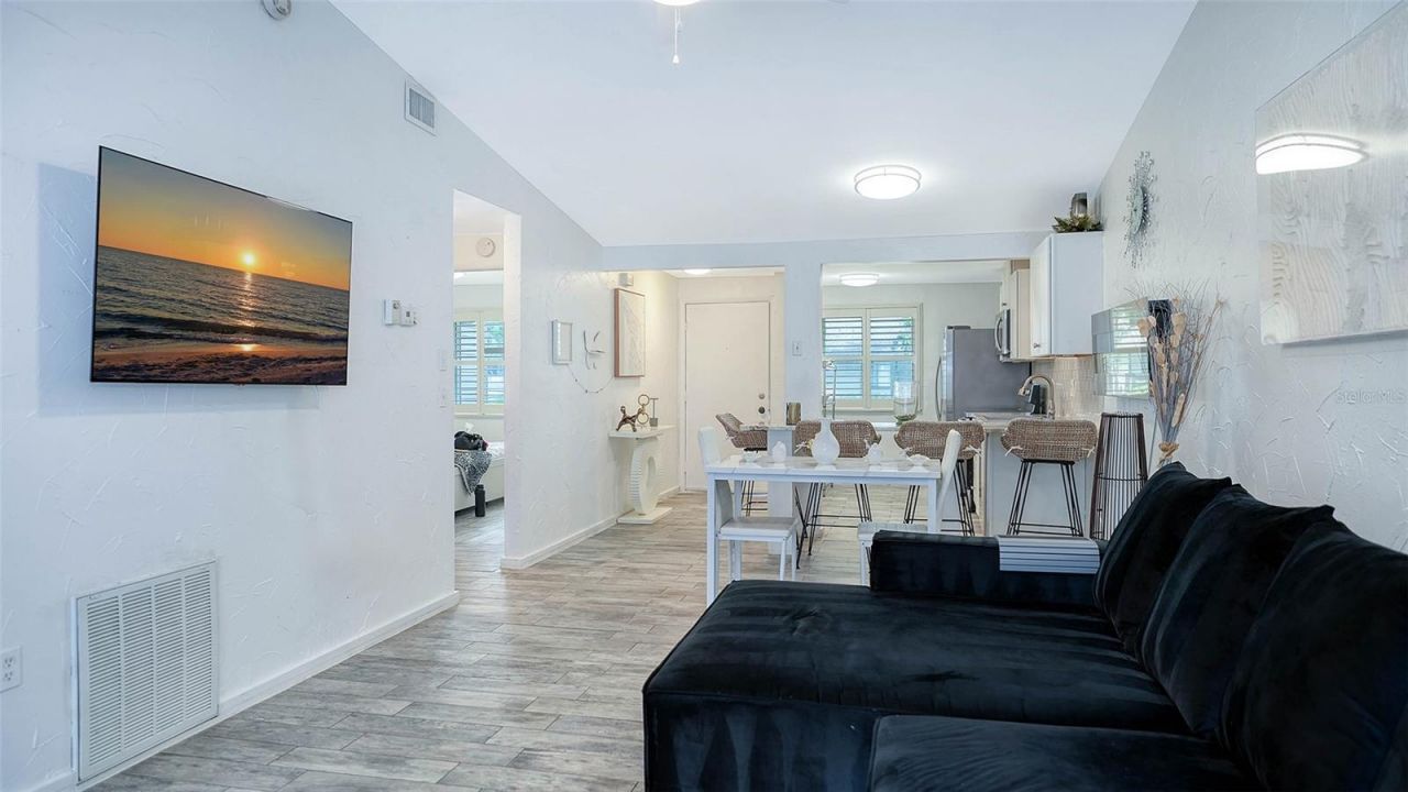 5911 39th Avenue W, Bradenton, FL 34209 Photo