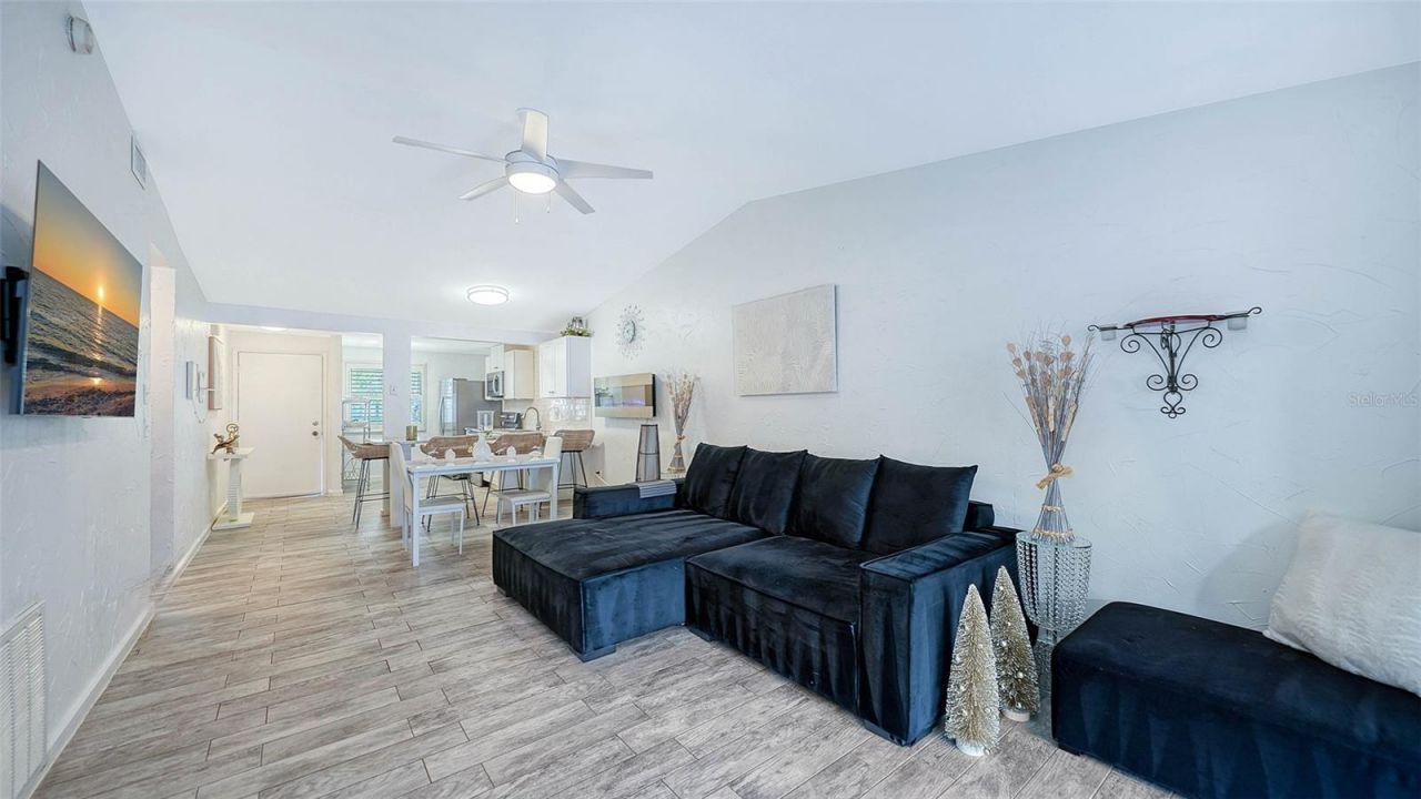 5911 39th Avenue W, Bradenton, FL 34209 Photo