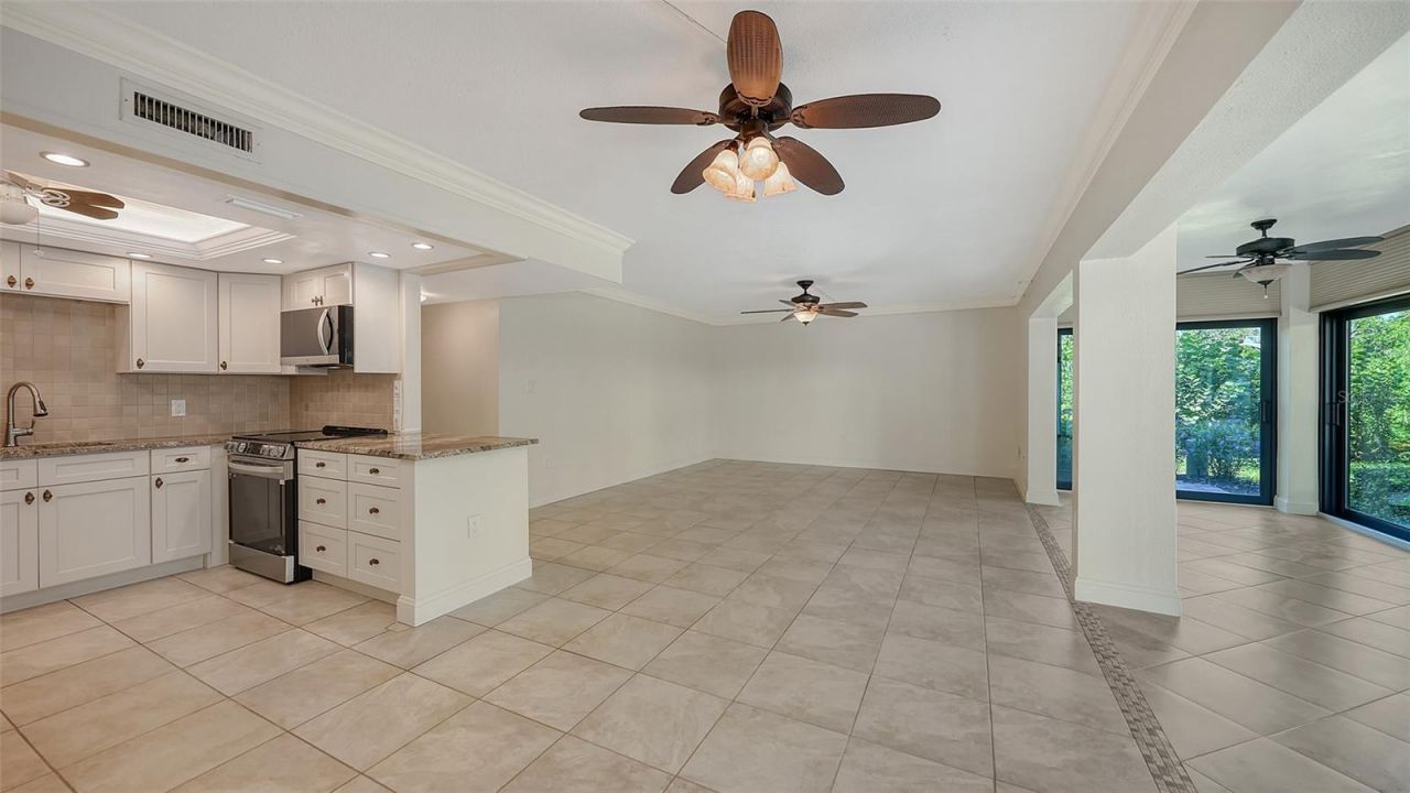 225 Hourglass Way, Unit 103, Sarasota, FL 34242 Photo