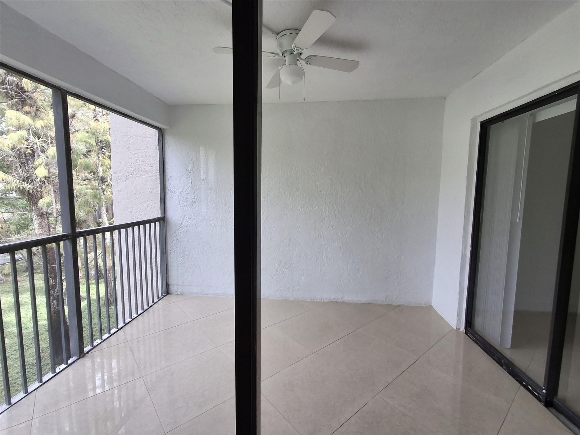 8763 Shadow Wood Boulevard, Unit 202, Coral Springs, FL 33071 Photo