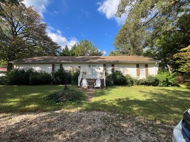 308 Randolph St., Phenix, VA 23959