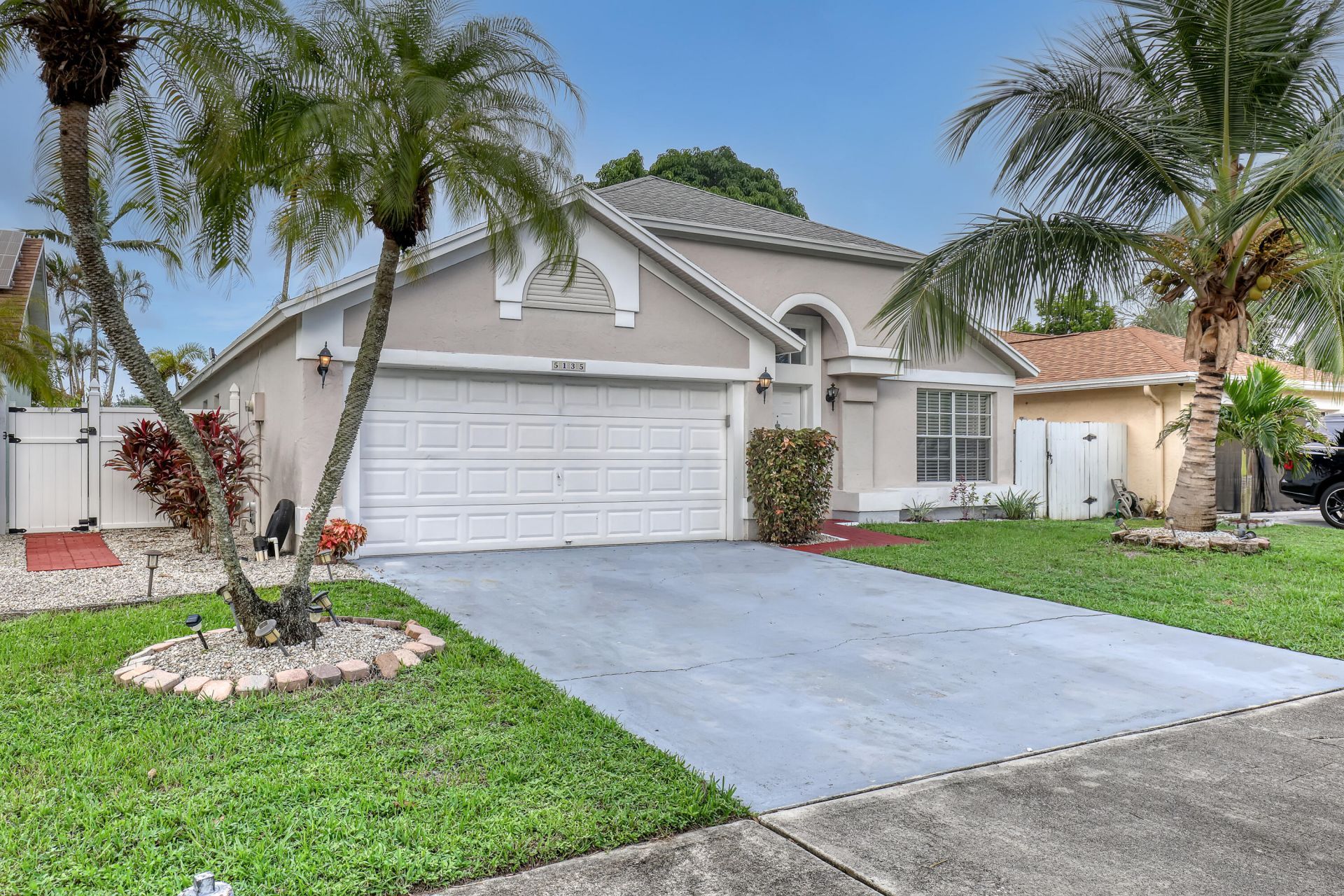5135 Foxhall Place, West Palm Beach, FL 33417 Photo