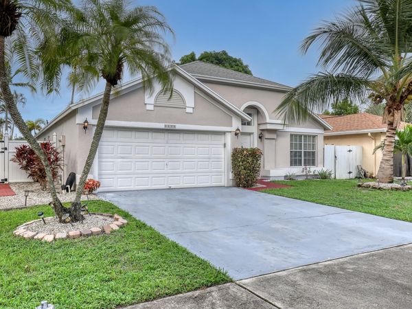 5135 Foxhall Place, West Palm Beach, FL 33417