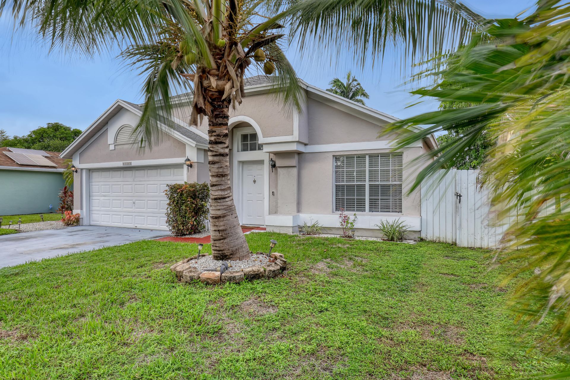 5135 Foxhall Place, West Palm Beach, FL 33417 Photo