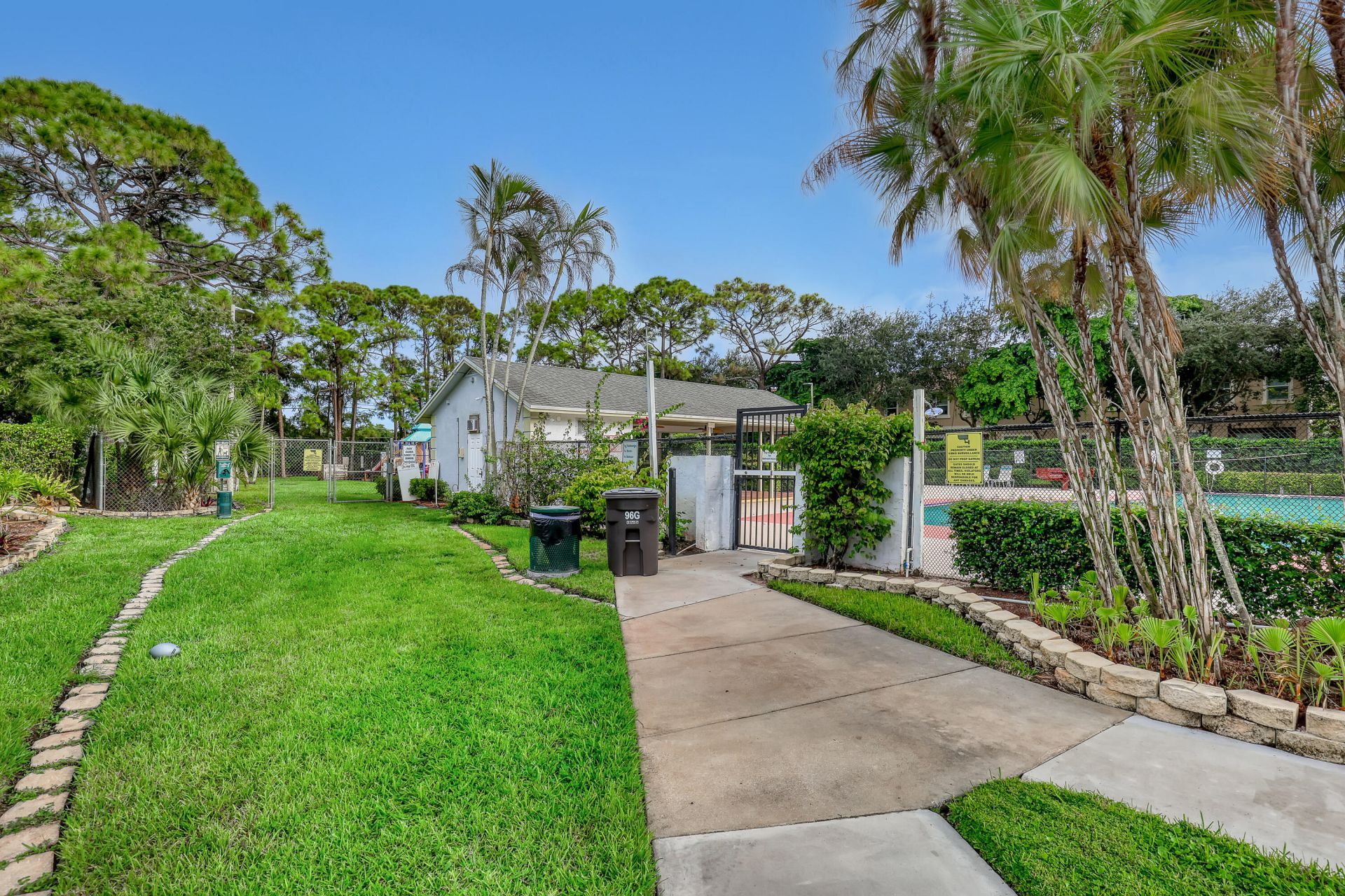 5135 Foxhall Place, West Palm Beach, FL 33417 Photo