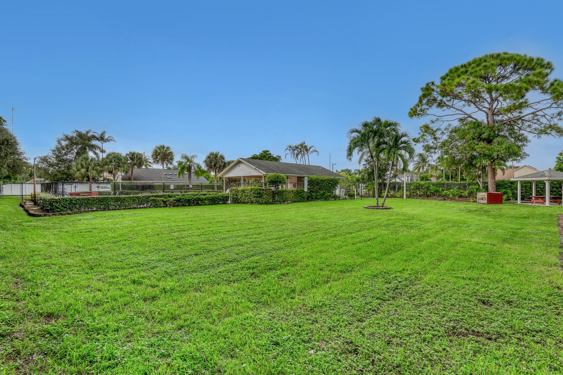 5135 Foxhall Place, West Palm Beach, FL 33417 Photo