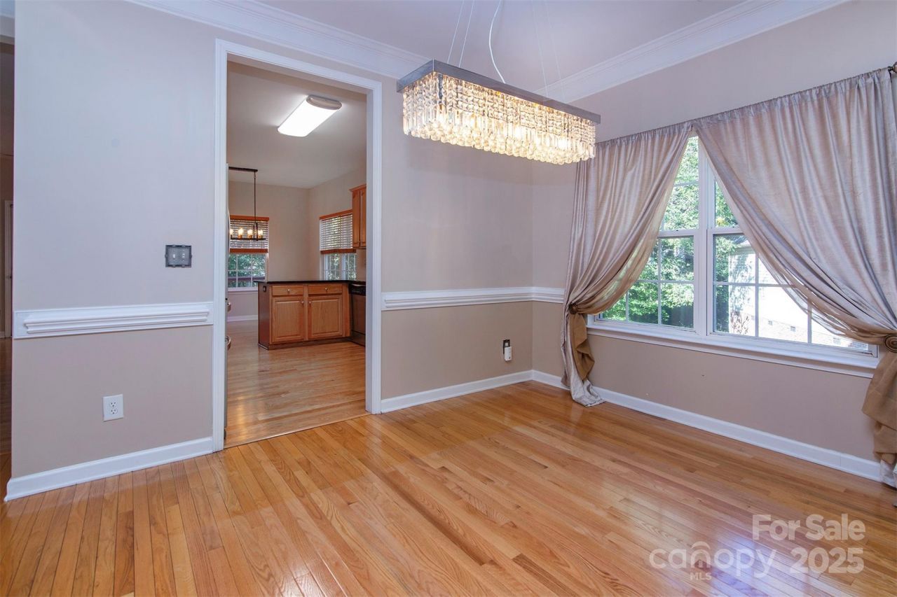 8619 Delamere Lane, Charlotte, NC 28269 Main Photo