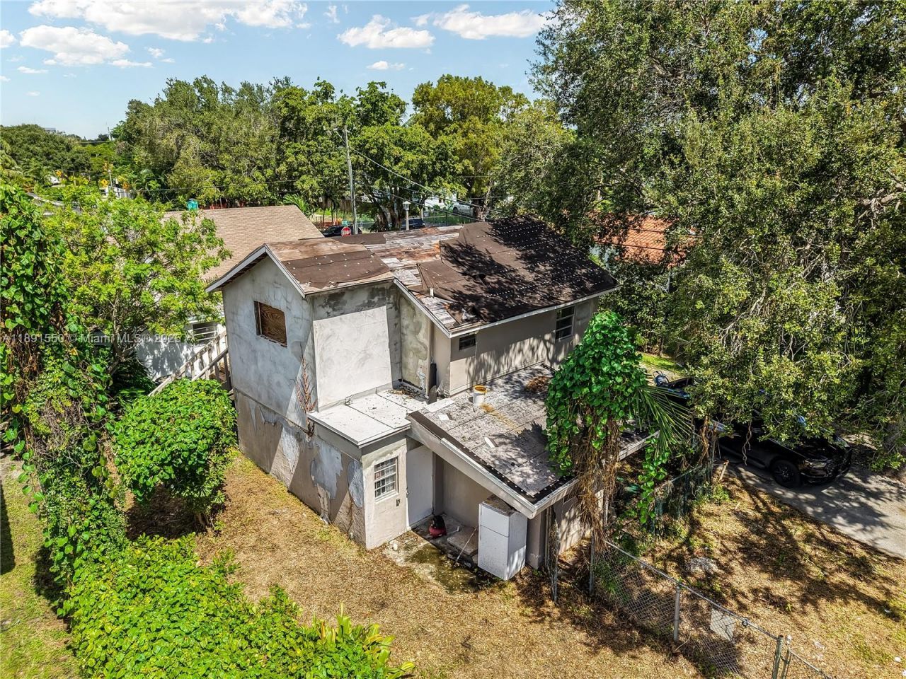 2100 SW 25th St, Miami, FL 33133 Photo
