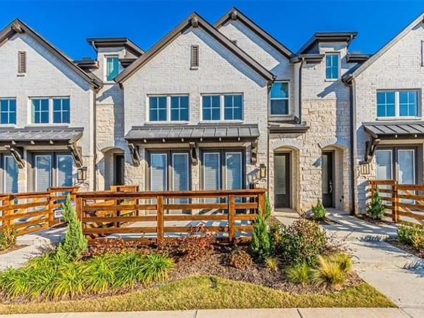 8148 Legacy Oak Drive, McKinney, TX 75071
