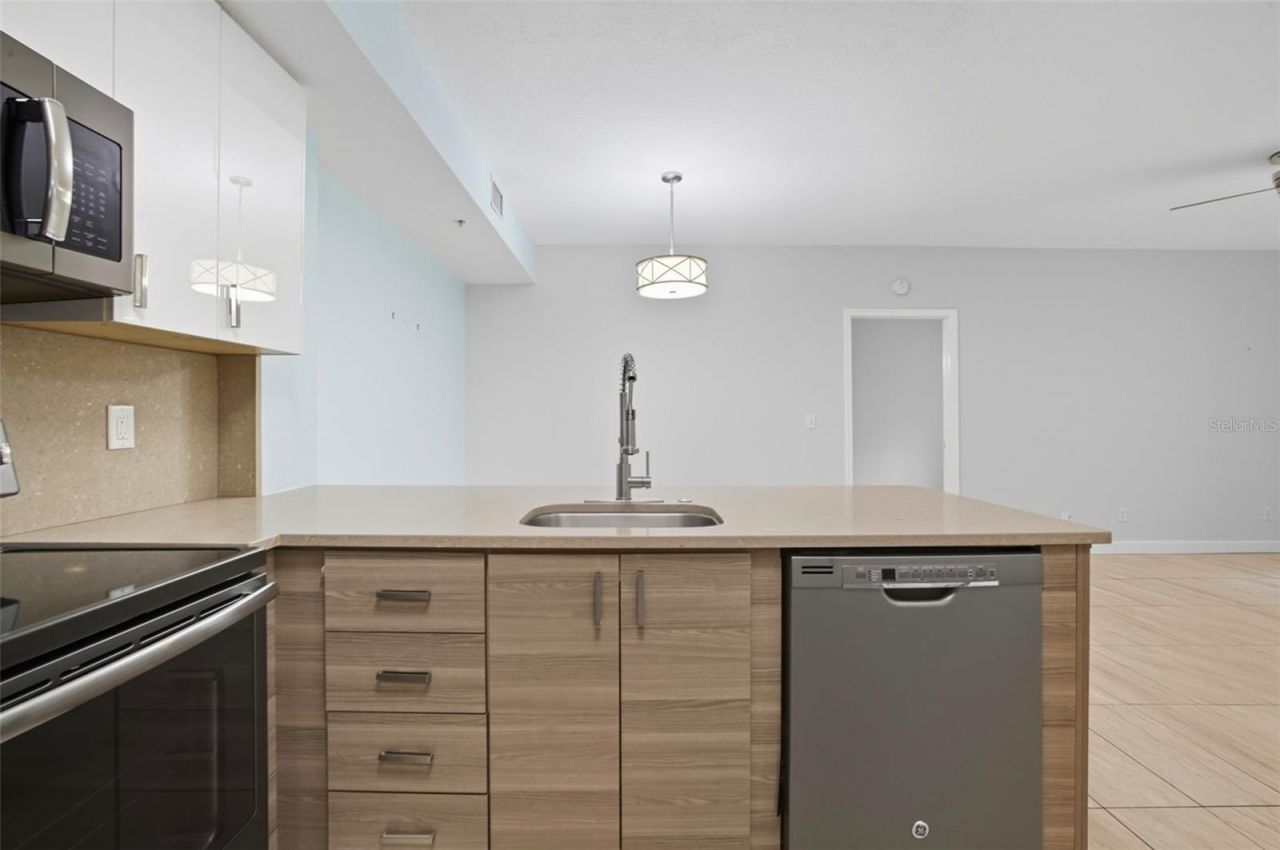 6401 Aragon Way, Unit 103, Fort Myers, FL 33966 Photo