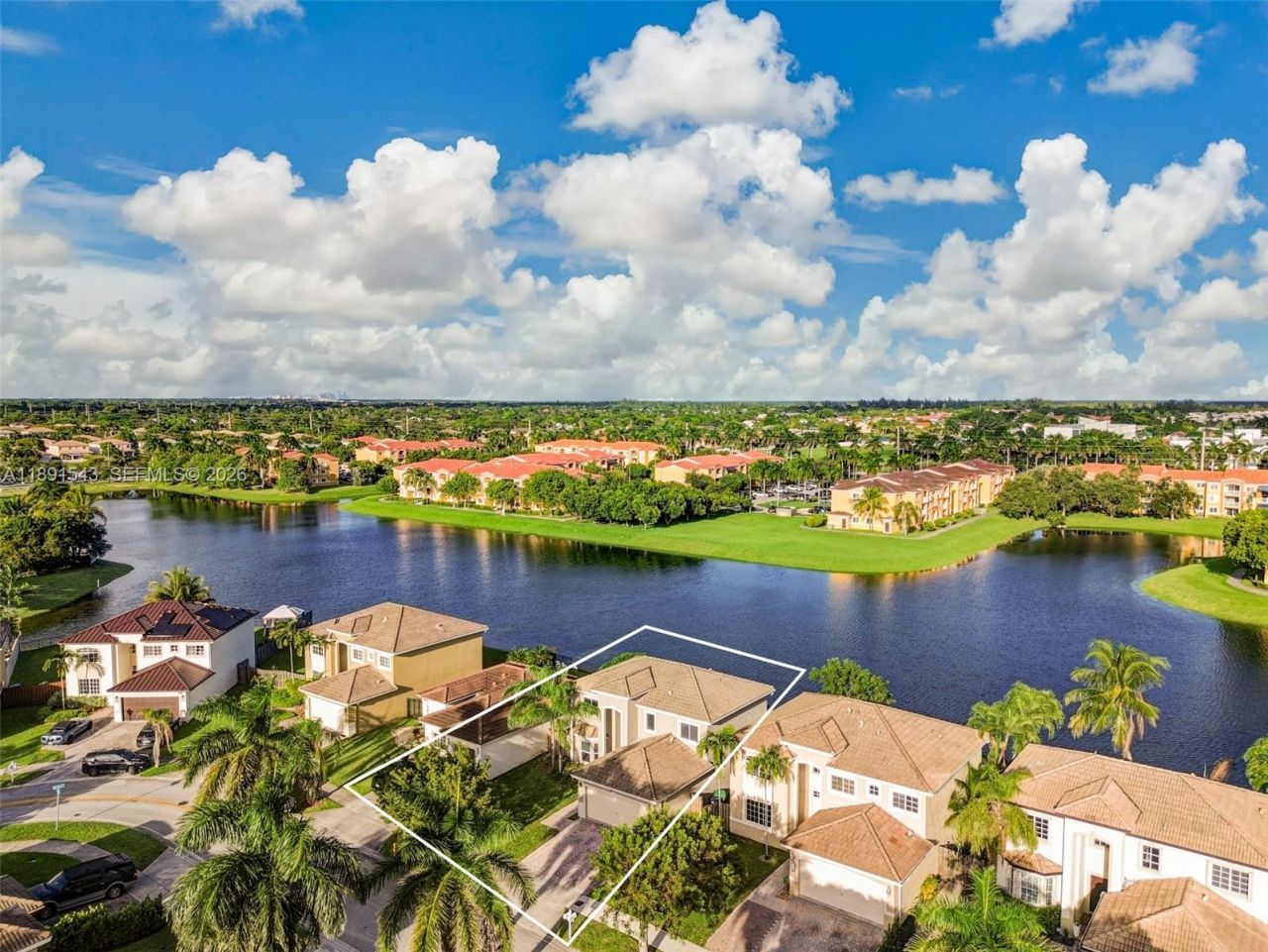 21071 SW 88th Ct, Cutler Bay, FL 33189 Photo