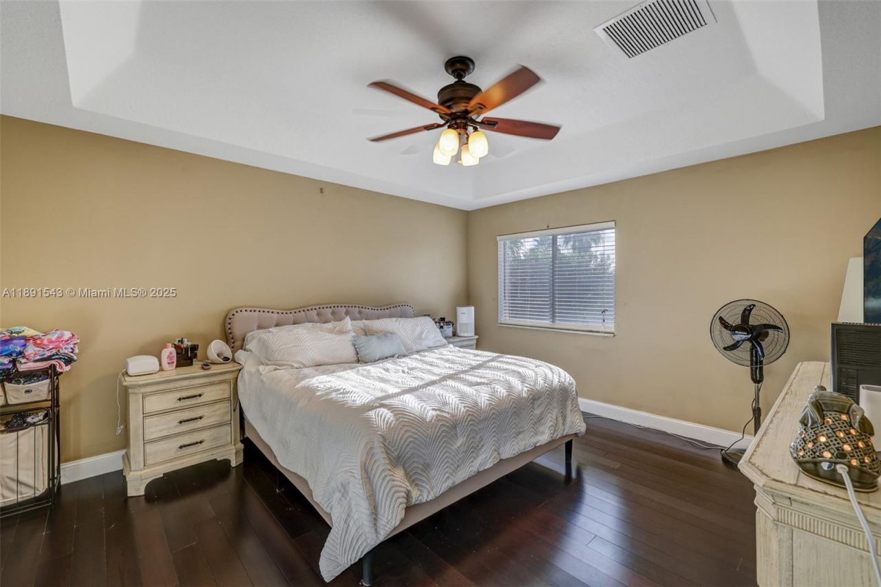 21071 SW 88th Ct, Cutler Bay, FL 33189 Photo