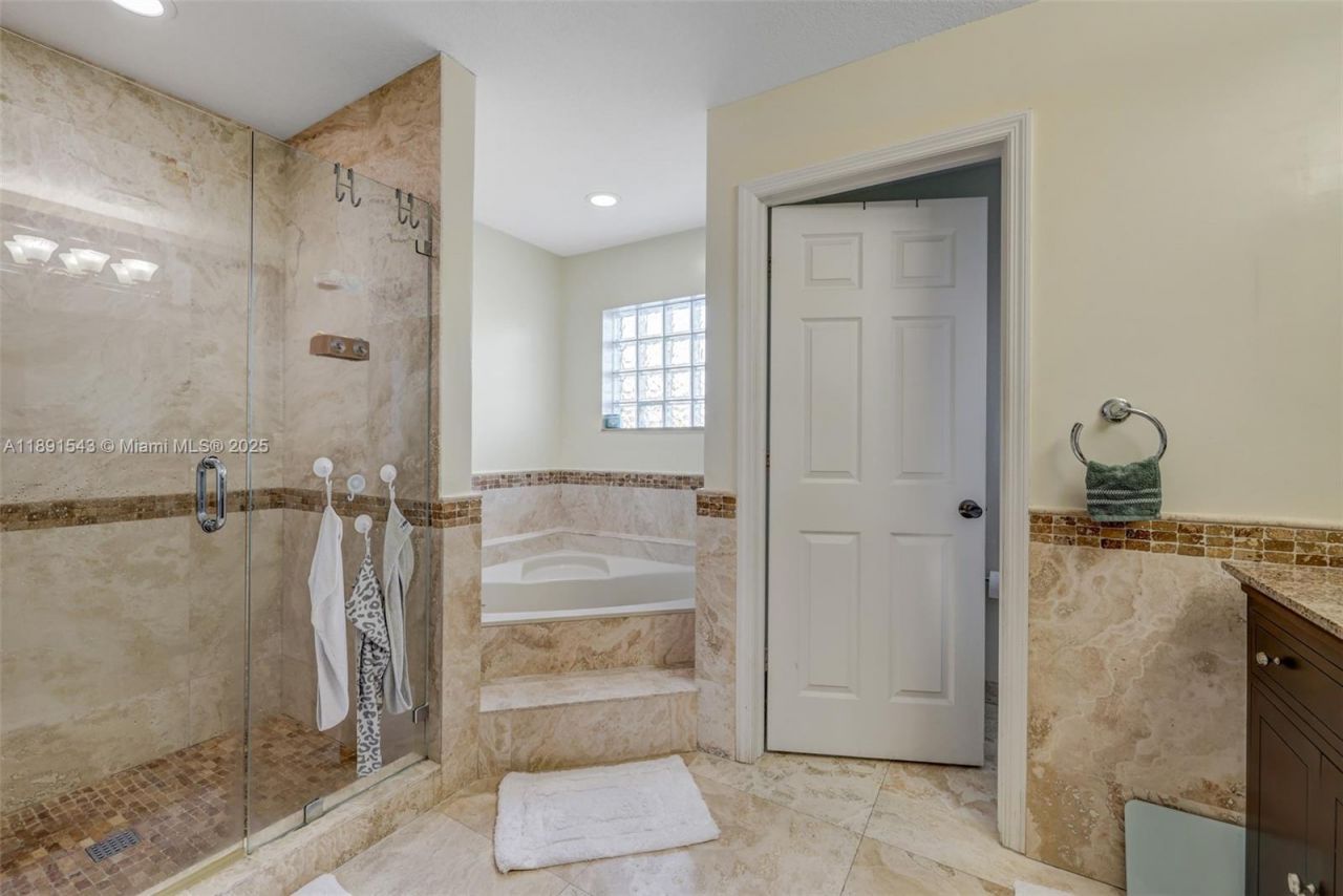 21071 SW 88th Ct, Cutler Bay, FL 33189 Photo