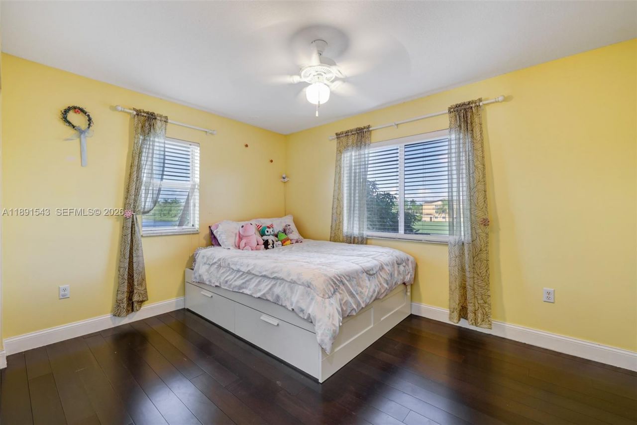 21071 SW 88th Ct, Cutler Bay, FL 33189 Photo