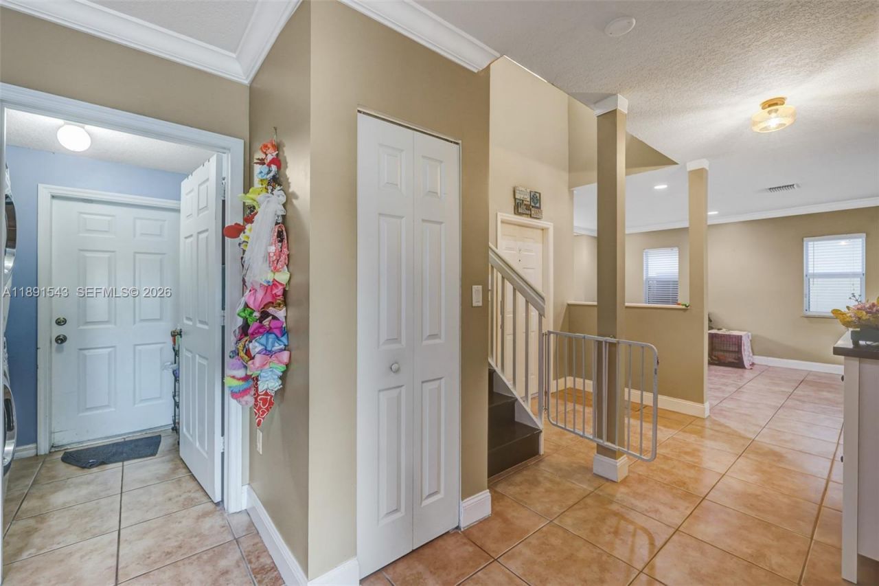 21071 SW 88th Ct, Cutler Bay, FL 33189 Photo