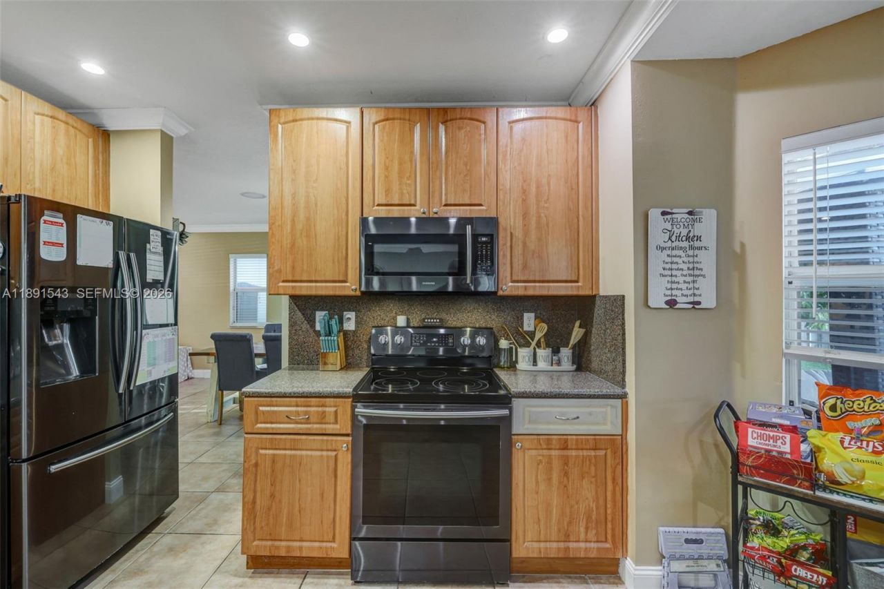 21071 SW 88th Ct, Cutler Bay, FL 33189 Photo