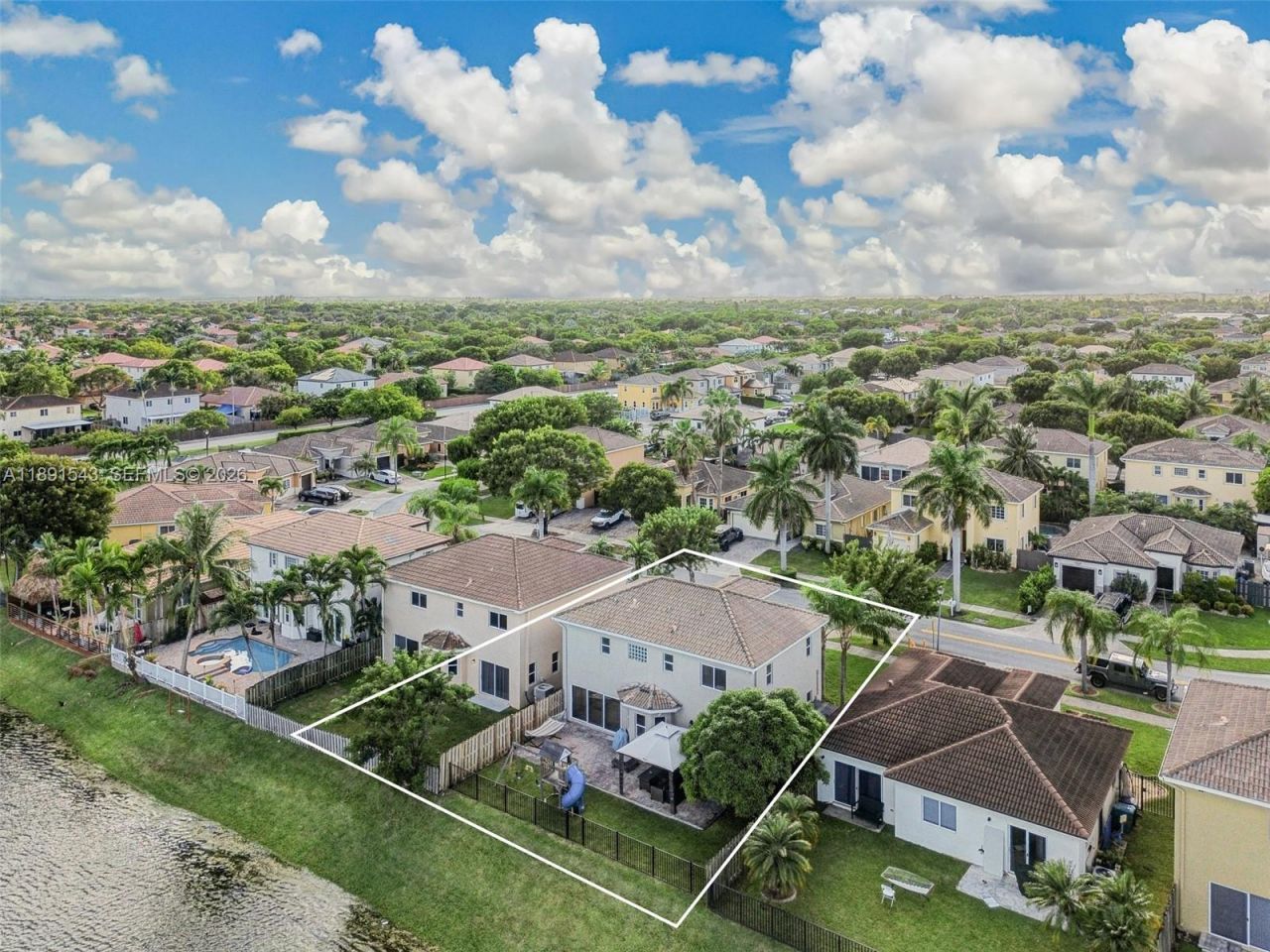 21071 SW 88th Ct, Cutler Bay, FL 33189 Photo