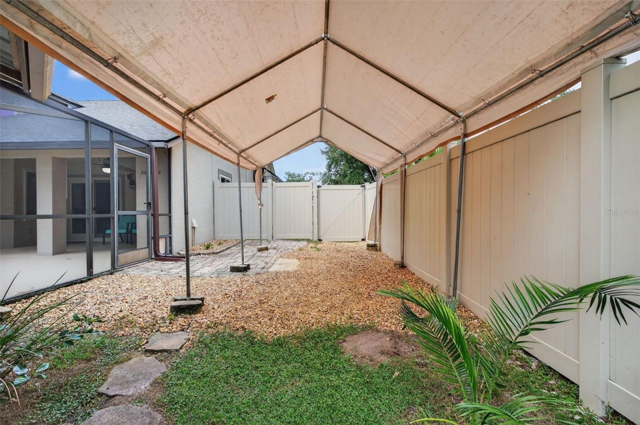 2715 Mock Orange Court, Valrico, FL 33594 Photo