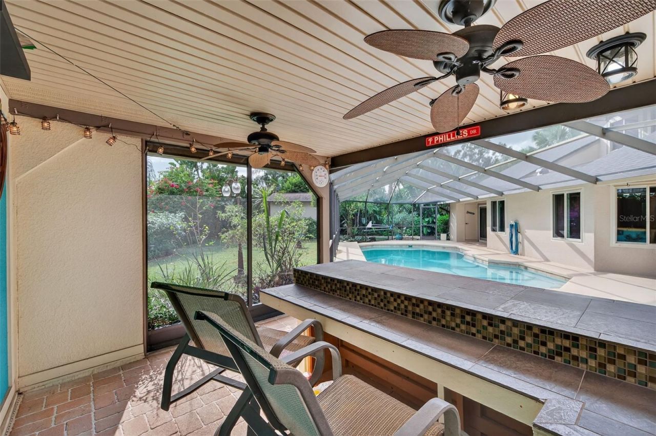 2715 Mock Orange Court, Valrico, FL 33594 Photo