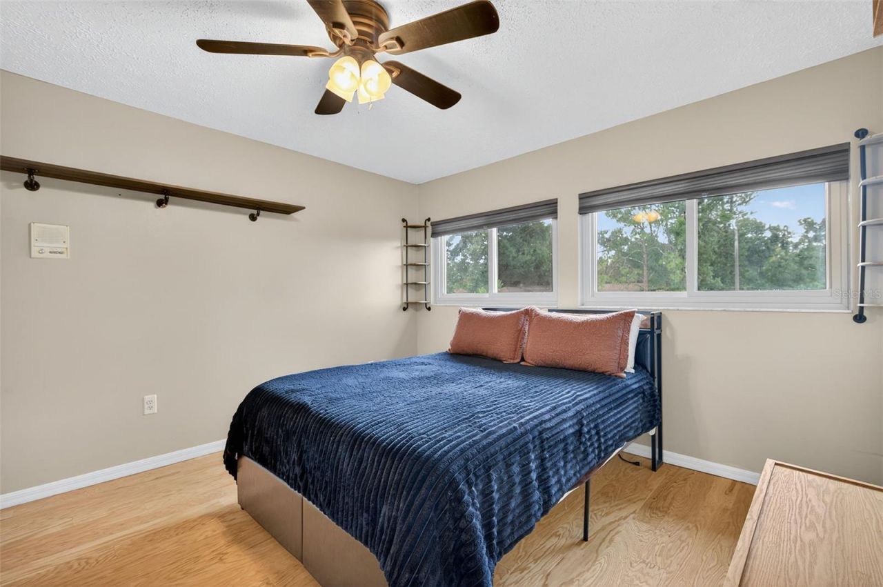 2715 Mock Orange Court, Valrico, FL 33594 Photo