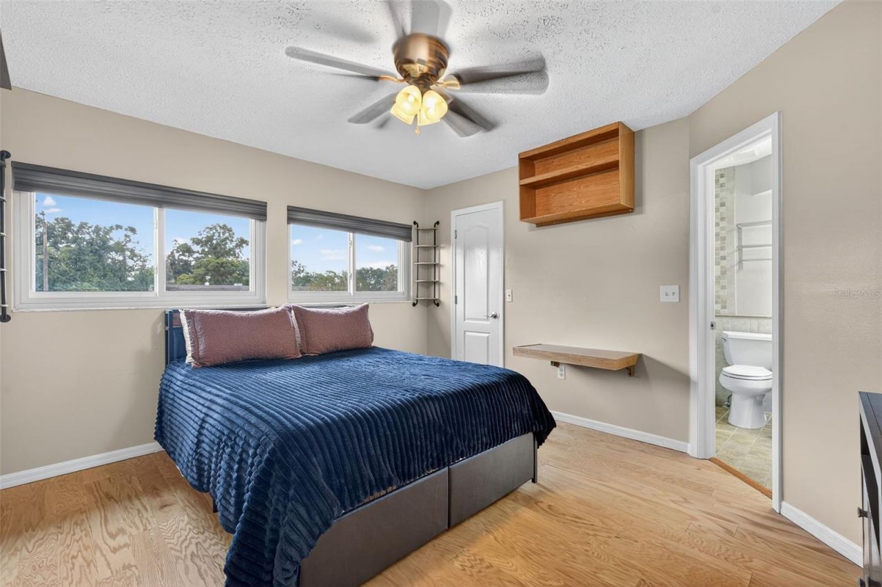 2715 Mock Orange Court, Valrico, FL 33594 Photo