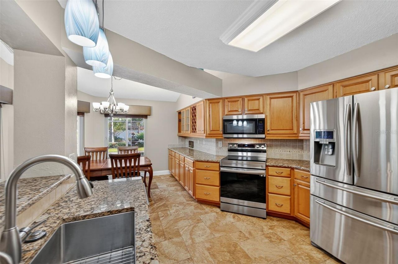 2715 Mock Orange Court, Valrico, FL 33594 Photo