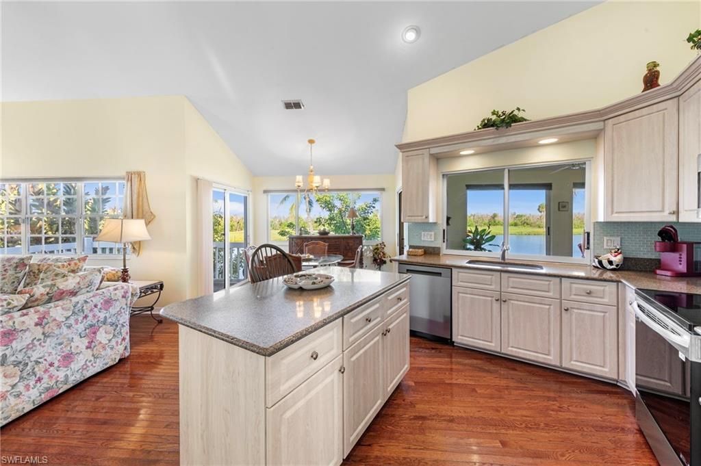 1558 Sand Castle Rd, Sanibel, FL 33957 Photo