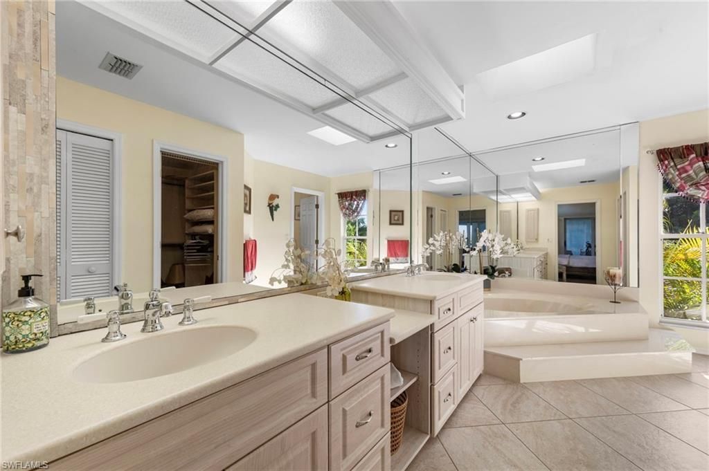 1558 Sand Castle Rd, Sanibel, FL 33957 Photo