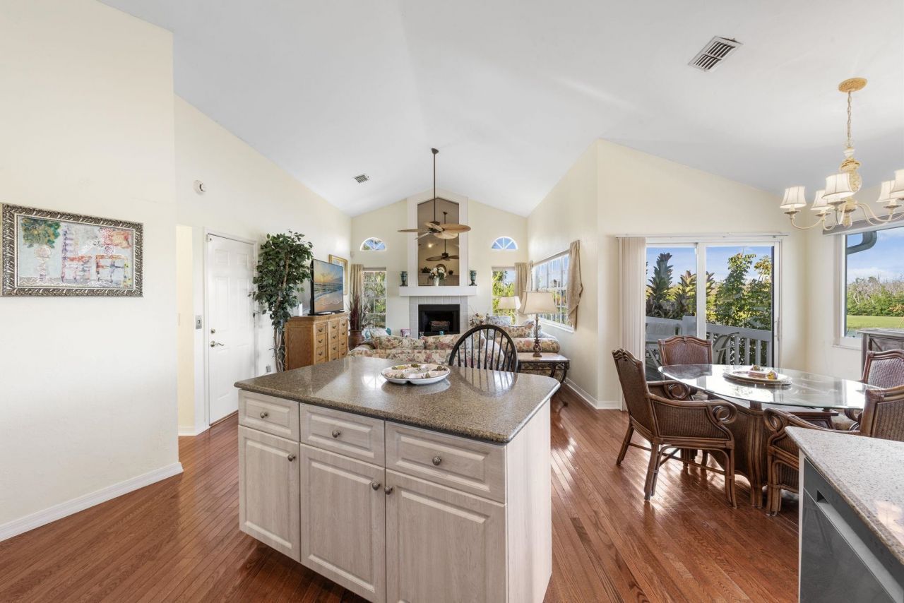 1558 Sand Castle Rd, Sanibel, FL 33957 Photo