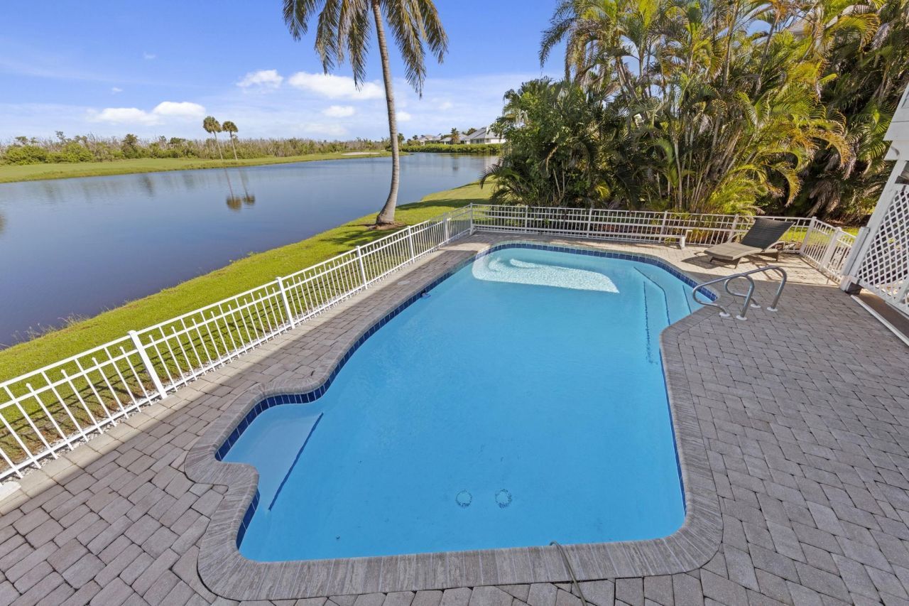 1558 Sand Castle Rd, Sanibel, FL 33957 Photo