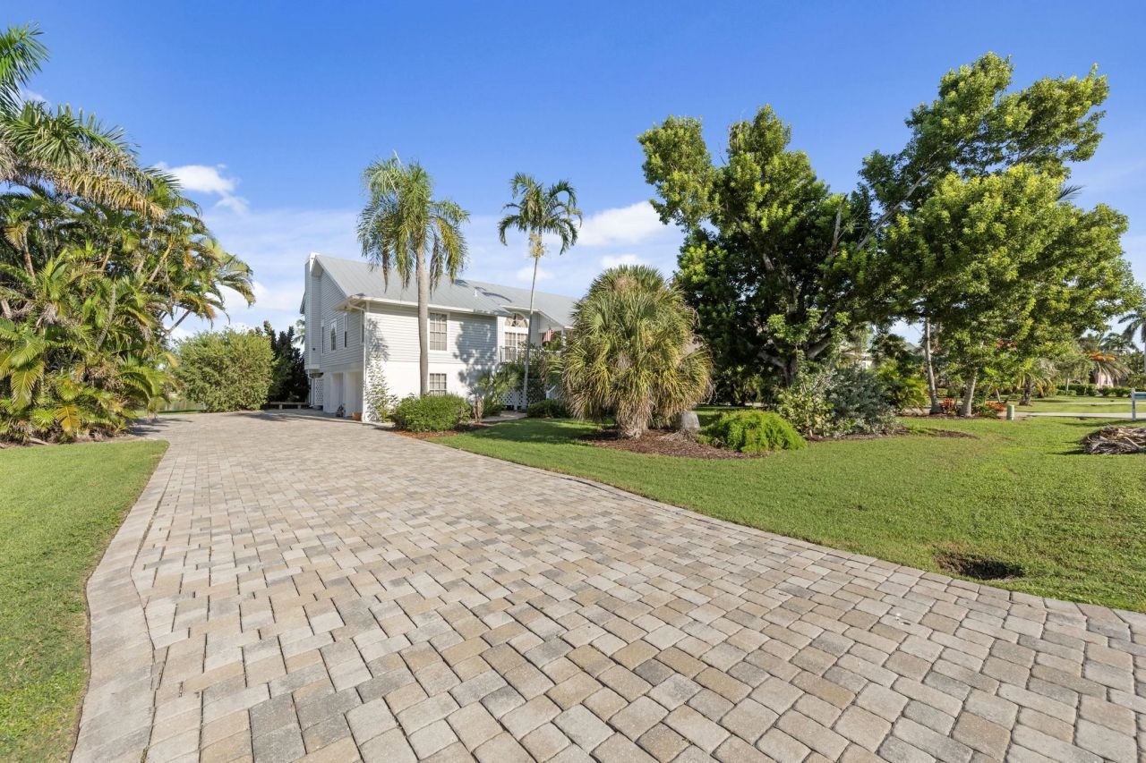 1558 Sand Castle Rd, Sanibel, FL 33957 Photo