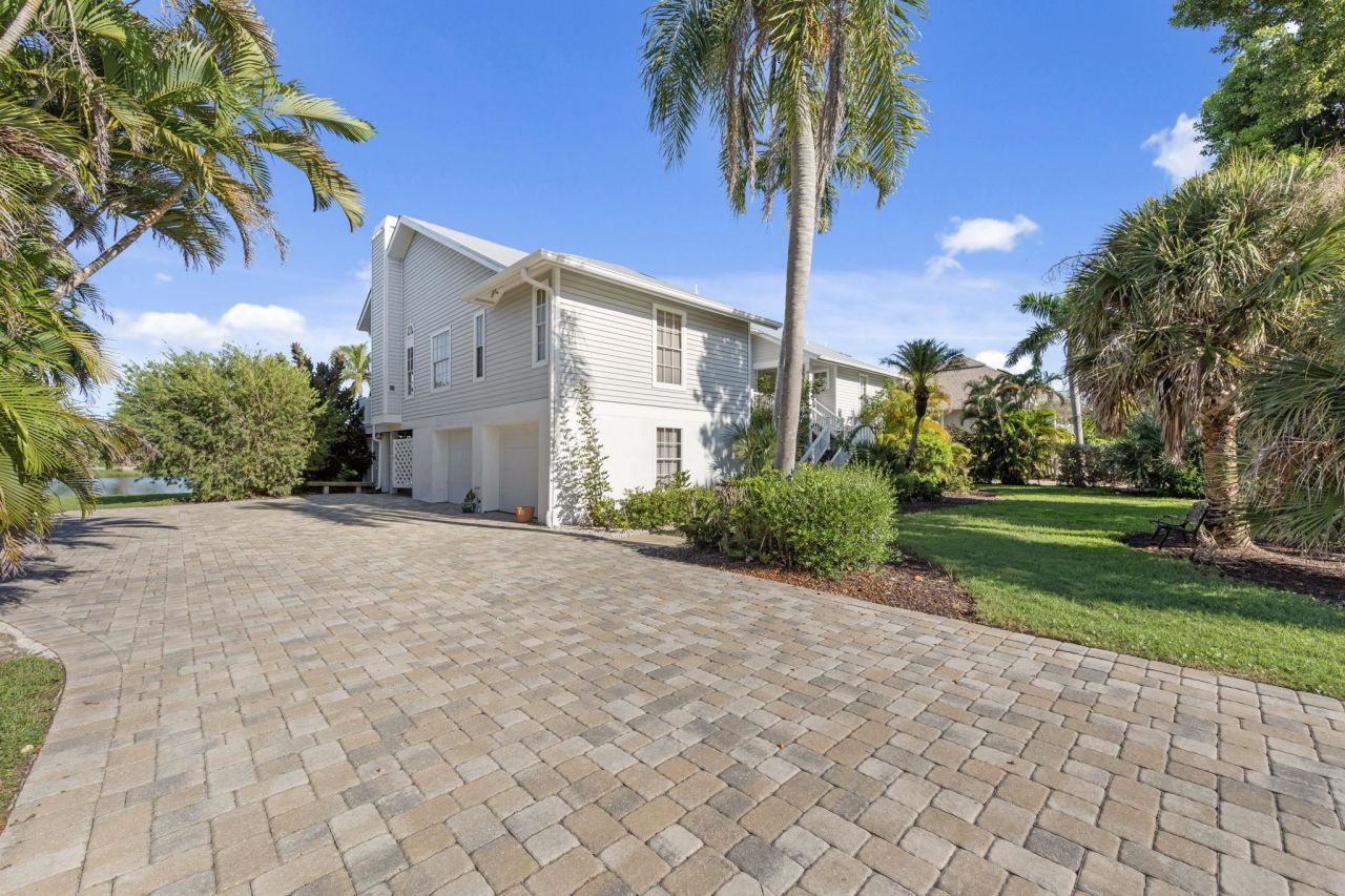 1558 Sand Castle Rd, Sanibel, FL 33957 Photo
